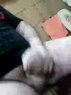 Snapshot of NAvoglia chatting on 01-30-25, 09:47 NAvoglia online show from 01-30-25, 09:47