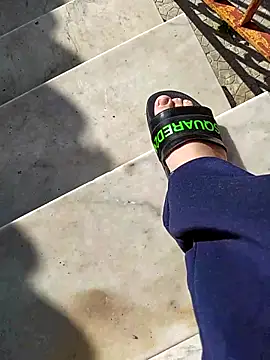 Snapshot of NAvoglia chatting on 02-23-25, 12:59 NAvoglia online show from 02-23-25, 12:59