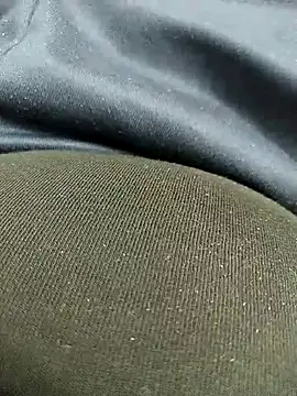 Snapshot of NAvoglia chatting on 02-26-25, 09:37 NAvoglia online show from 02-26-25, 09:37