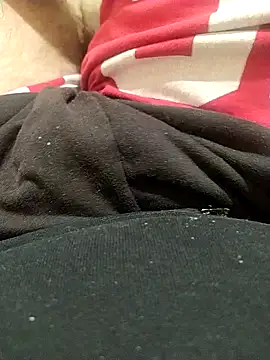 Snapshot of NAvoglia chatting on 11-03-25, 10:53 NAvoglia online show from 11-03-25, 10:53