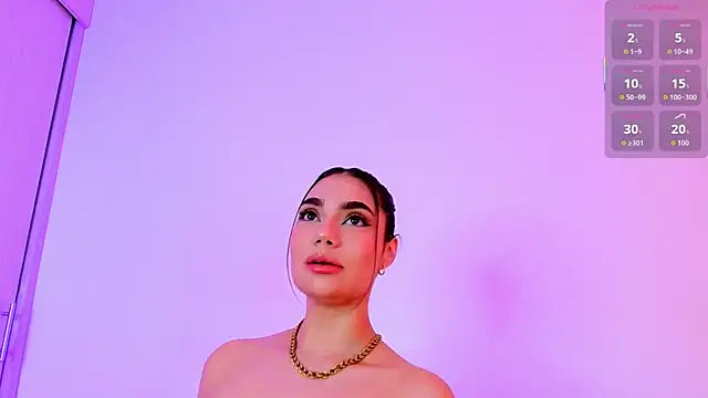 Snapshot of Alyssia_Collins chatting on 11-28-25, 04:59 Alyssia Collins online show from 11-28-25, 04:59