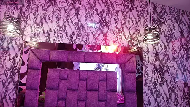 Raichell  online show from 11-25-25, 04:34