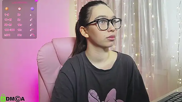 Snapshot of Arianahot777 chatting on 02-24-25, 01:57 Arianahot777 online show from 02-24-25, 01:57