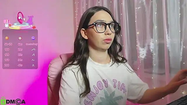 Snapshot of Arianahot777 chatting on 09-09-25, 08:30 Arianahot777 online show from 09-09-25, 08:30