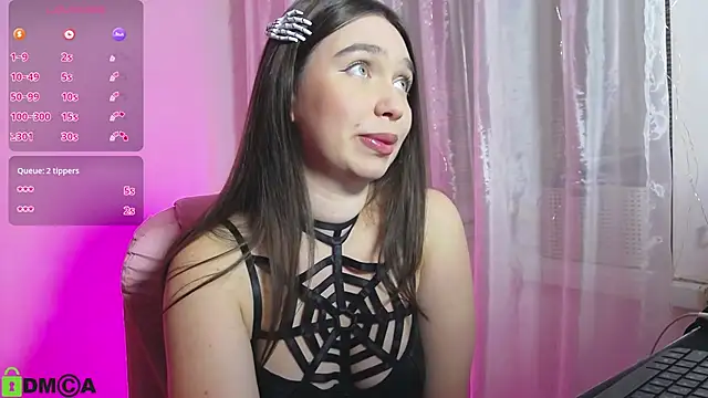 Snapshot of Arianahot777 chatting on 10-29-25, 10:44 Arianahot777 online show from 10-29-25, 10:44