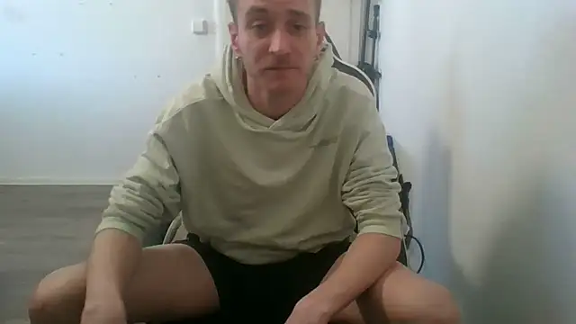 Snapshot of tonysworld95 chatting on 03-07-25, 01:40 tonysworld95 online show from 03-07-25, 01:40
