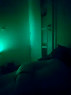 bouraktom6 online show from 10-18-25, 04:37