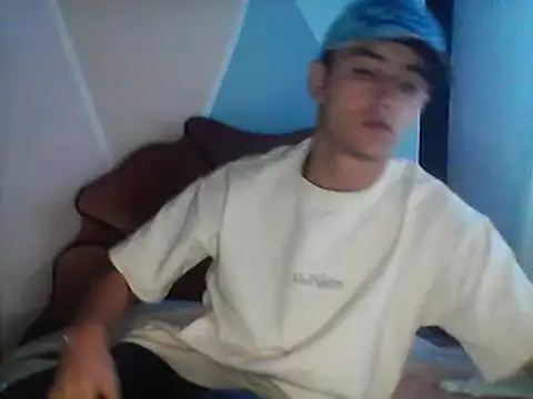 Snapshot of daimon_king05 chatting on 03-10-25, 05:07 daimon king05 online show from 03-10-25, 05:07