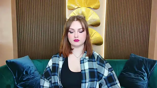 Snapshot of Kendra_Parlow chatting on 03-07-25, 10:13 Kendra Parlow online show from 03-07-25, 10:13