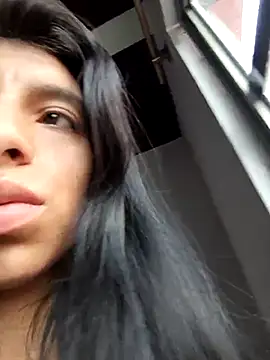 Snapshot of Ariell_Kieran chatting on 03-15-25, 04:43 Ariell Kieran online show from 03-15-25, 04:43