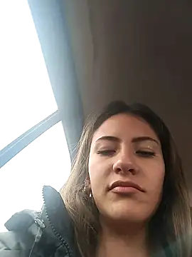 Snapshot of Andrea18_blonde chatting on 03-08-25, 05:54 Andrea18 blonde online show from 03-08-25, 05:54
