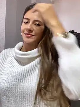 Snapshot of Andrea18_blonde chatting on 03-15-25, 10:22 Andrea18 blonde online show from 03-15-25, 10:22