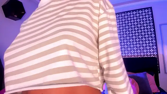 Gigi Strawberry online show from 03-14-25, 07:37