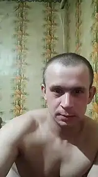 Snapshot of alex_brow_n chatting on 02-17-25, 04:59 alex brow n online show from 02-17-25, 04:59