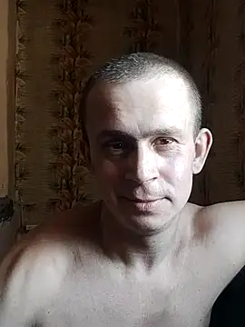 Snapshot of alex_brow_n chatting on 02-22-25, 11:35 alex brow n online show from 02-22-25, 11:35