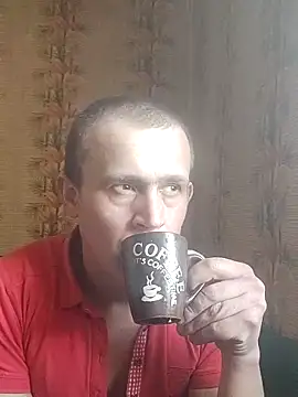 Snapshot of alex_brow_n chatting on 03-01-25, 12:01 alex brow n online show from 03-01-25, 12:01