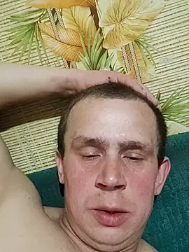 Snapshot of alex_brow_n chatting on 03-19-25, 04:24 alex brow n online show from 03-19-25, 04:24