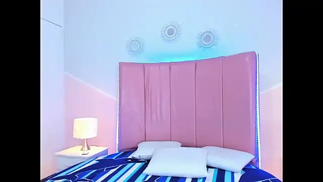 Liiam smith  online show from 12-05-25, 01:09