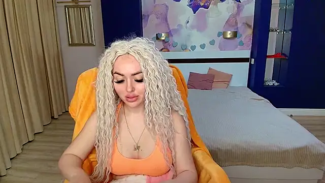 MissisCaty online show from 11-04-25, 07:35