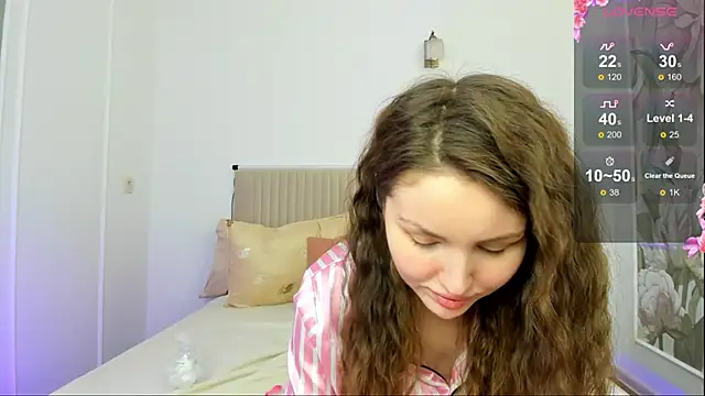 Lora Rosee online show from 02-11-25, 11:54