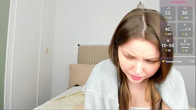 Lora Rosee online show from 02-18-25, 08:49