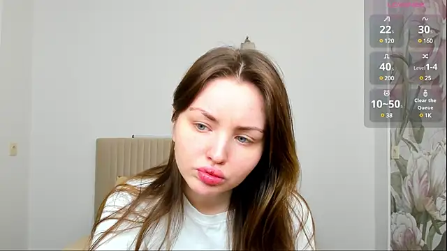 Lora Rosee online show from 03-06-25, 05:14