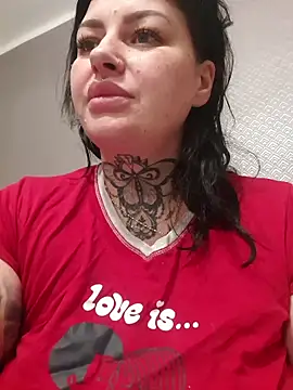 CannabisQueenn online show from 11-30-25, 07:29