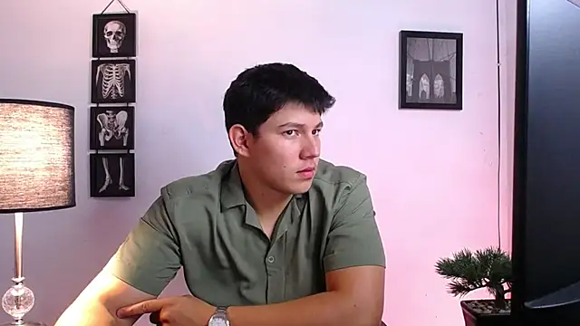 JamesCr  online show from 10-23-25, 02:22