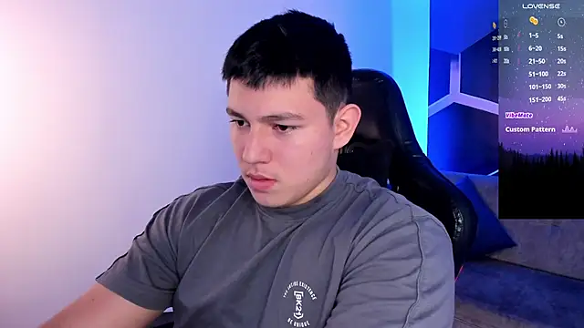 JamesCr  online show from 01-17-26, 03:22