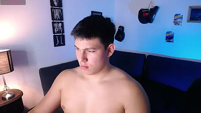 JamesCr  online show from 03-04-26, 02:28