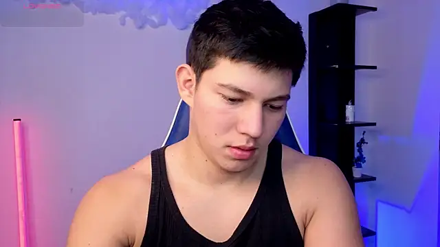 JamesCr  online show from 07-02-26, 12:11