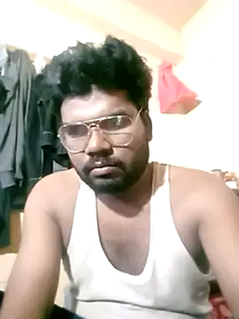 Snapshot of Best_sexy_Couple chatting on 03-20-25, 10:21 Best sexy Couple online show from 03-20-25, 10:21