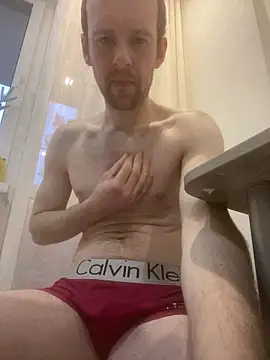 LynnAhNight online show from 03-24-26, 03:33