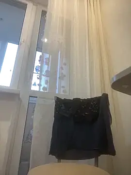 LynnAhNight online show from 03-30-26, 03:18