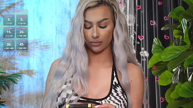 KarlaBart online show from 11-30-25, 08:24