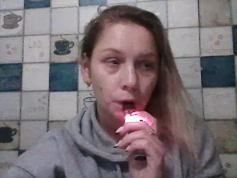 Anna wey online show from 12-15-25, 09:08