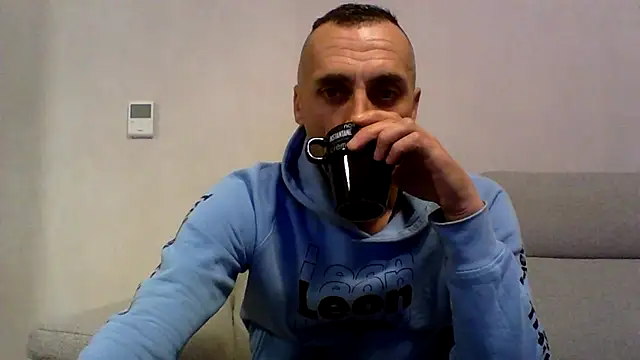 ANGELSANTAMARIA- online show from 11-09-25, 11:25