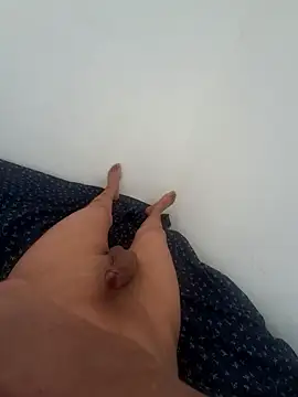 Snapshot of Asmirna1233 chatting on 01-07-26, 01:57 Asmirna1233 online show from 01-07-26, 01:57