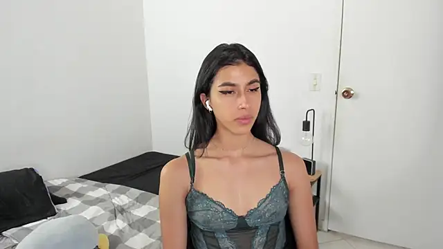 Mazikeen  18 online show from 04-02-26, 01:09