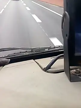 Snapshot of Dam70 chatting on 09-16-25, 06:14 Dam70 online show from 09-16-25, 06:14