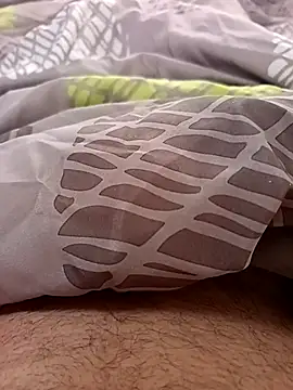 Snapshot of Dam70 chatting on 10-25-25, 12:34 Dam70 online show from 10-25-25, 12:34