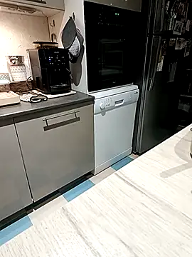 Snapshot of Dam70 chatting on 11-13-25, 04:44 Dam70 online show from 11-13-25, 04:44