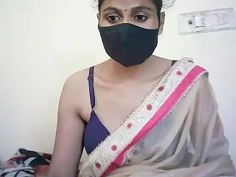 Snapshot of Rubi-Ji chatting on 02-17-25, 11:02 Rubi-Ji online show from 02-17-25, 11:02