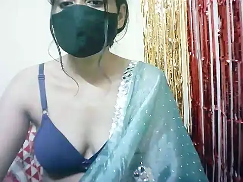 Snapshot of Rubi-Ji chatting on 02-28-25, 10:28 Rubi-Ji online show from 02-28-25, 10:28