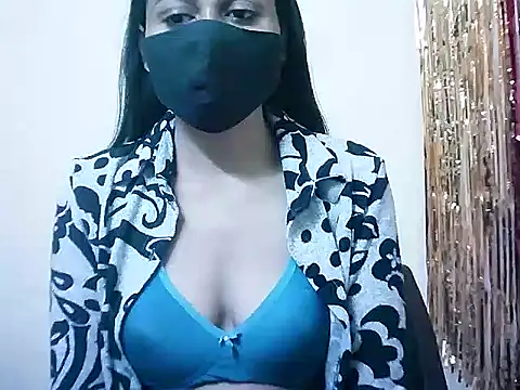 Snapshot of Rubi-Ji chatting on 03-15-25, 10:22 Rubi-Ji online show from 03-15-25, 10:22