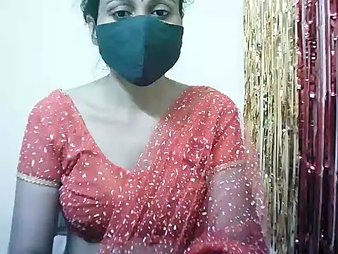 Snapshot of Rubi-Ji chatting on 03-19-25, 12:34 Rubi-Ji online show from 03-19-25, 12:34