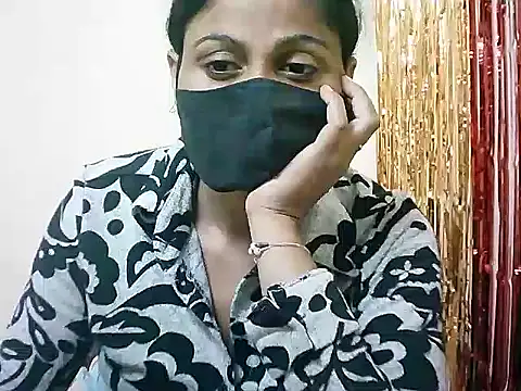 Snapshot of Rubi-Ji chatting on 03-21-25, 11:22 Rubi-Ji online show from 03-21-25, 11:22