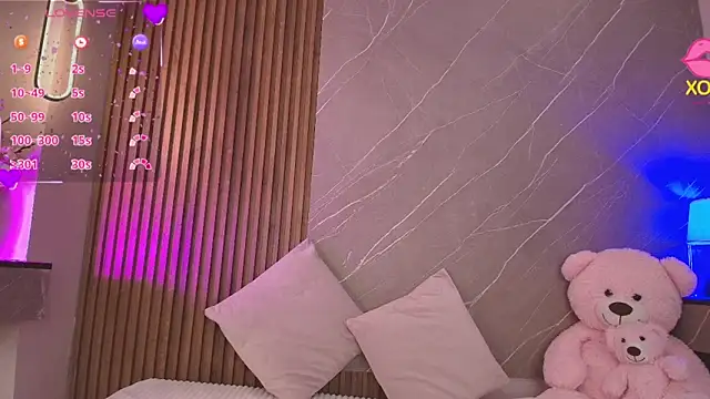 ariana jhonson1 online show from 04-14-26, 12:33