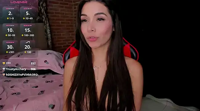 Snapshot of playsweetashley_ chatting on 03-11-25, 06:00 playsweetashley  online show from 03-11-25, 06:00