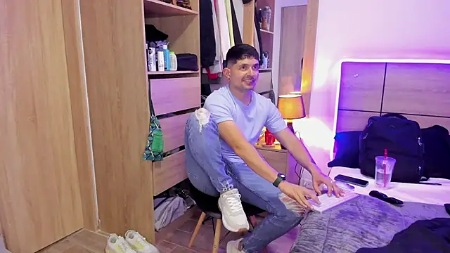 Snapshot of ILoveNYStyle chatting on 03-15-25, 12:36 ILoveNYStyle online show from 03-15-25, 12:36